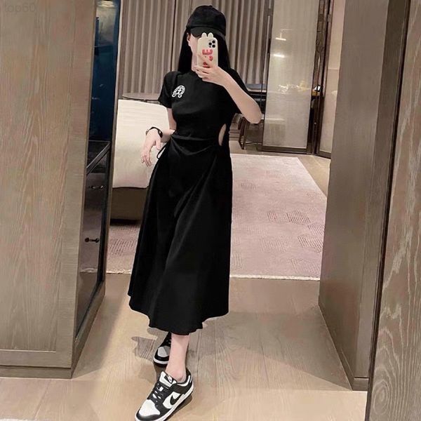casual dresses designer 2022 women's summer new style hollow out waist drawstring on both sides high dress foreign long skirt children&, Black;gray
casual dresses designer 2022 women's summer new style hollow out waist drawstring on both sides high dress foreign long skirt children&, Black;gray