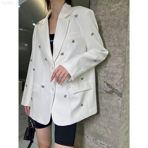 women's suits & blazers designer aw autumn and winter new products full of metal letter particles wide edition casual suit coat fashion, White;black
women's suits & blazers designer aw autumn and winter new products full of metal letter particles wide edition casual suit coat fashion, White;black
