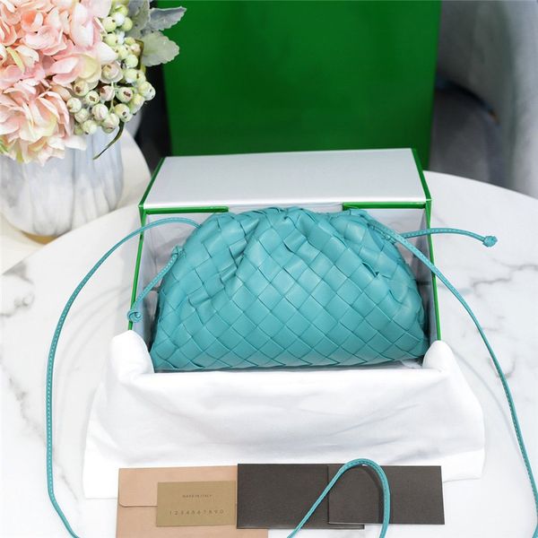 7a quality woven clutch bag designer crossbody shoulder tote mini pouch 22 evening bags intrecciato genuine leather luxury handbag totes fas
7a quality woven clutch bag designer crossbody shoulder tote mini pouch 22 evening bags intrecciato genuine leather luxury handbag totes fas