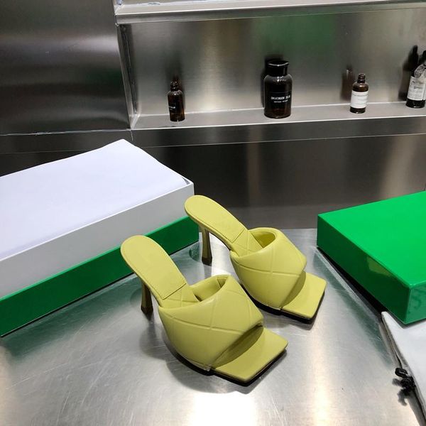 2021 flat slides lido sandals woven women slippers square mules shoe bottegas''venetas lim, Black
2021 flat slides lido sandals woven women slippers square mules shoe bottegas''venetas lim, Black