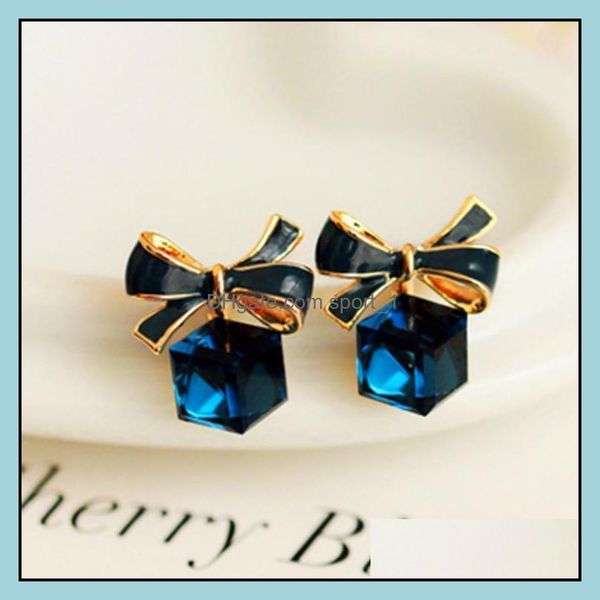 stud earring wholesale clip blue tassel pendant charming earrings with crystal paved women statement channel drop delivery 2021 jewelr dhetw, Golden;silver
stud earring wholesale clip blue tassel pendant charming earrings with crystal paved women statement channel drop delivery 2021 jewelr dhetw, Golden;silver