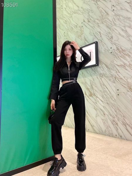 women's tracksuits designer autumn and winter 2022 new design sense black zipper long sleeve short shirt high waist leggings two-piece, Gray
women's tracksuits designer autumn and winter 2022 new design sense black zipper long sleeve short shirt high waist leggings two-piece, Gray