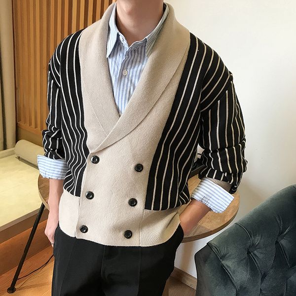 men's jackets autumn british stripe double breasted coat men personalized slim lapel sweater cardigan trend los hombres abrigos heren v, Black;brown
men's jackets autumn british stripe double breasted coat men personalized slim lapel sweater cardigan trend los hombres abrigos heren v, Black;brown