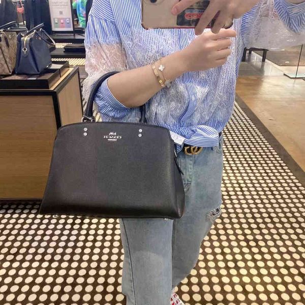 luxuries designers women coch bag cochs crossbody handbag shoulder totes bags cc designer handbags tote purses wallet btqa
luxuries designers women coch bag cochs crossbody handbag shoulder totes bags cc designer handbags tote purses wallet btqa