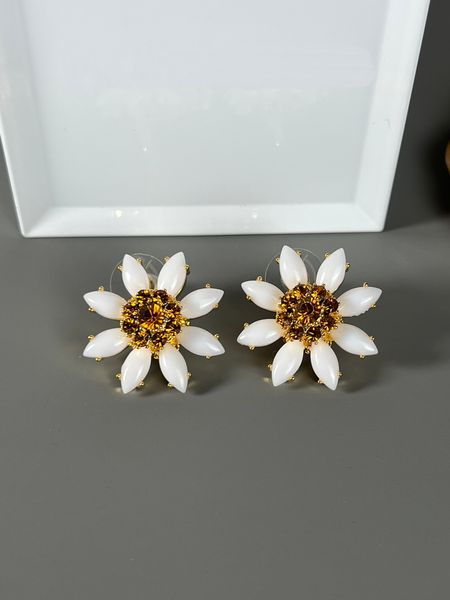 ladies vogue ear cuff earrings studs resin chrysanthemum g d letters pendants 18k gold plated anti allergy women's diamond ears clip de, Silver
ladies vogue ear cuff earrings studs resin chrysanthemum g d letters pendants 18k gold plated anti allergy women's diamond ears clip de, Silver