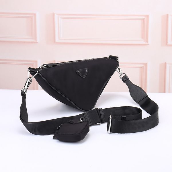 22ss classic brand designer evening bag geometry material nylon triangle tote bag socialite clutch banquet shoulder size 27.5cm 1190
22ss classic brand designer evening bag geometry material nylon triangle tote bag socialite clutch banquet shoulder size 27.5cm 1190