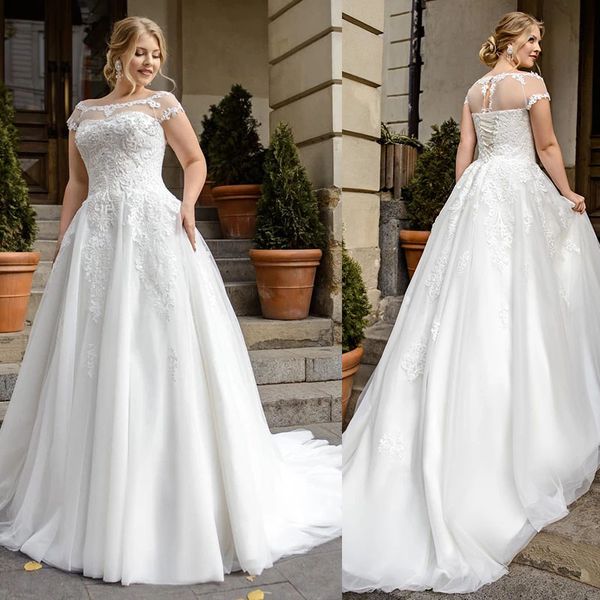 elegant plus size wedding dress 2022 lace appliques scoop neckline a-line bridal gowns, White
elegant plus size wedding dress 2022 lace appliques scoop neckline a-line bridal gowns, White