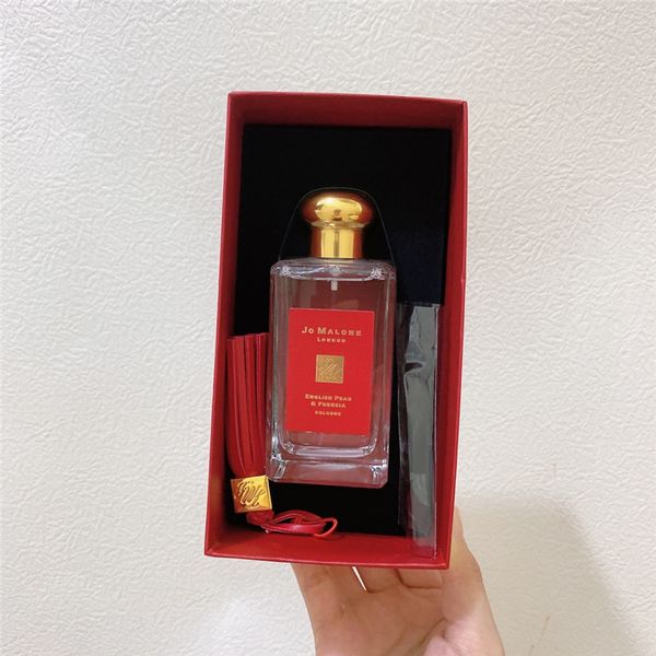 s perfumes men women amazing smell english pear red bottle lady perfume fragrance cologne 100ml long lasting time high qual243z
s perfumes men women amazing smell english pear red bottle lady perfume fragrance cologne 100ml long lasting time high qual243z