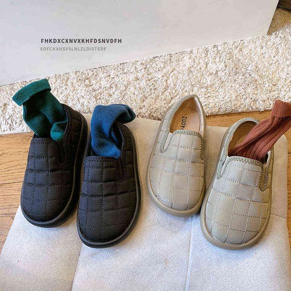 sneakers children cotton shoes warm fur thick sole flat fashion winter autumn boys grls casual outdoor slip on short plush kids loafers l220, Black;red
sneakers children cotton shoes warm fur thick sole flat fashion winter autumn boys grls casual outdoor slip on short plush kids loafers l220, Black;red