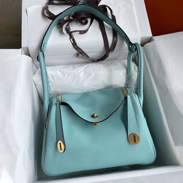 9a high-end designer handmade one-shoulder women's bag beeswax line original tc bullskin large-capacity doctor luxury 26cm hand 98hm
9a high-end designer handmade one-shoulder women's bag beeswax line original tc bullskin large-capacity doctor luxury 26cm hand 98hm