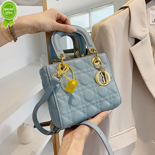 50% factory online export designer travel bag handbag female 2022 new fashion women's xiaolingge msenger small square
50% factory online export designer travel bag handbag female 2022 new fashion women's xiaolingge msenger small square