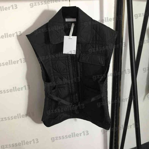 designer vests down jackets woman puffer coat small bee embroidery tie waist thin down jacket vest coat, Black;white
designer vests down jackets woman puffer coat small bee embroidery tie waist thin down jacket vest coat, Black;white