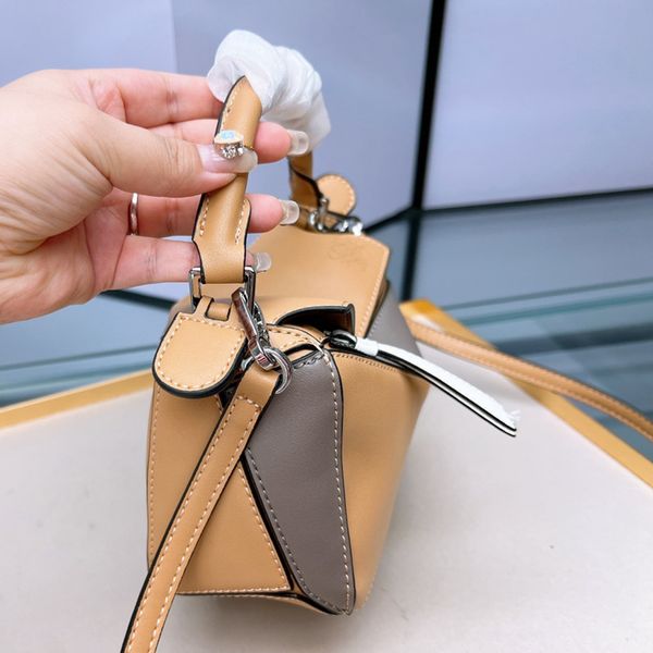 lowe puzzle handbag designer bag women single shoulder luxury fashion bags leather portable diagonal cross bags woman mini tote handbags 4w4
lowe puzzle handbag designer bag women single shoulder luxury fashion bags leather portable diagonal cross bags woman mini tote handbags 4w4