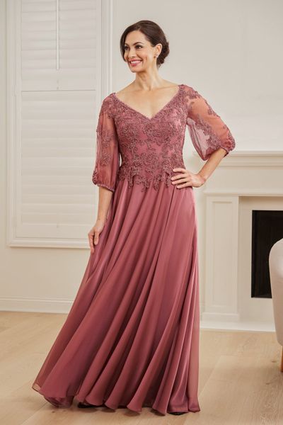 generous v neck mother of the bride dresses lace applique three quarters evening party formal gowns for women chiffon a line prom gowns, Black;red
generous v neck mother of the bride dresses lace applique three quarters evening party formal gowns for women chiffon a line prom gowns, Black;red