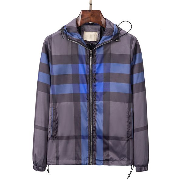 2022 designer men's jackets spring fall coate trenchs coat fashion hooded jacket sport trench coat casual zipper splicing lattice blue, Black;red
2022 designer men's jackets spring fall coate trenchs coat fashion hooded jacket sport trench coat casual zipper splicing lattice blue, Black;red