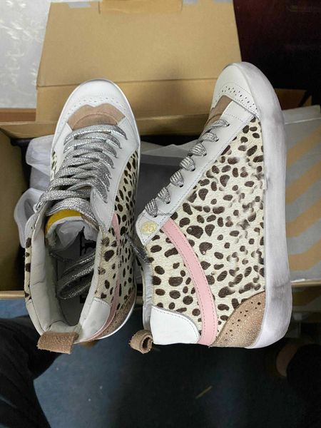 handmade shoes #golden#goose#sneakers golden mid star casual shoe francy deluxe brand gyay pink glitter leopard slide sneakers do-old dirty, Red;white
handmade shoes #golden#goose#sneakers golden mid star casual shoe francy deluxe brand gyay pink glitter leopard slide sneakers do-old dirty, Red;white