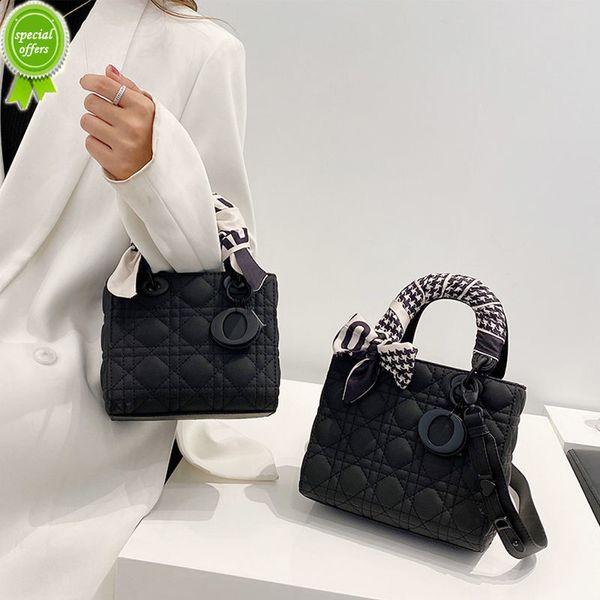 50% factory online export designer travel bag handbag hong purchasing leather women's 2022 new high-class small nubuck single shoulder
50% factory online export designer travel bag handbag hong purchasing leather women's 2022 new high-class small nubuck single shoulder