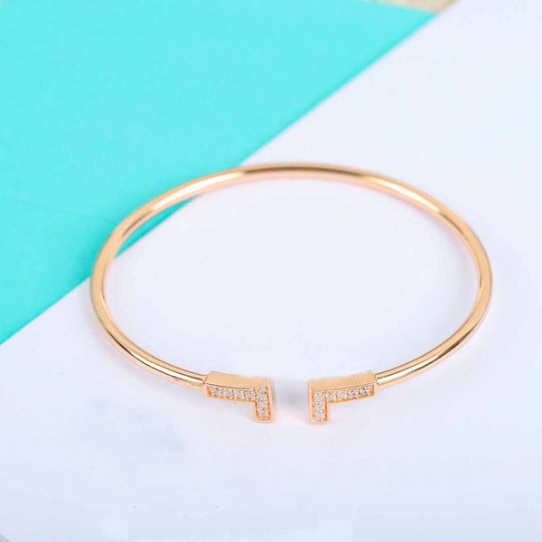 s925 silver charm bangle opened bracelet with diamonds smile in 18k rose gold plated have box stamp ps4338a, Black
s925 silver charm bangle opened bracelet with diamonds smile in 18k rose gold plated have box stamp ps4338a, Black