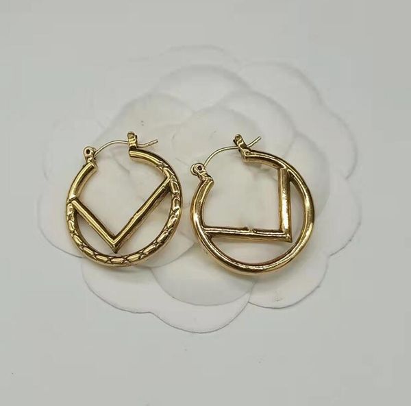 fashion women hoops stud earrings womens big circle simple earring jewelry luxurys designer earrings letter, Golden;silver
fashion women hoops stud earrings womens big circle simple earring jewelry luxurys designer earrings letter, Golden;silver