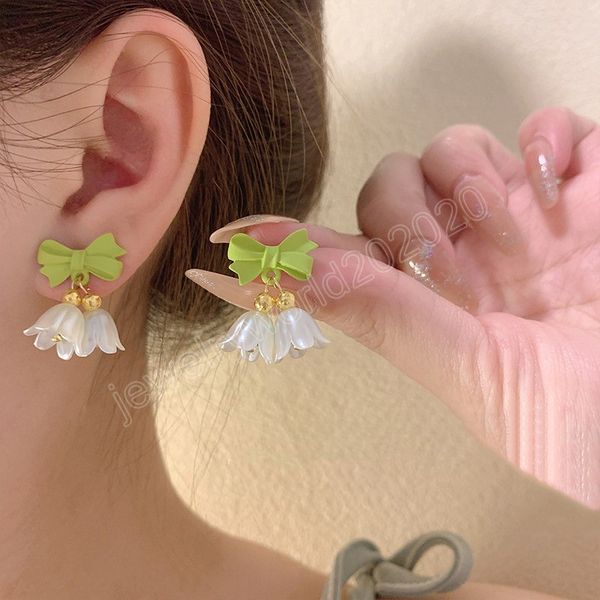 white tulip flower stud earrings for women girl couple gifts green color bowknot korean cute sweet small earrings lovers jewelry, Golden;silver
white tulip flower stud earrings for women girl couple gifts green color bowknot korean cute sweet small earrings lovers jewelry, Golden;silver