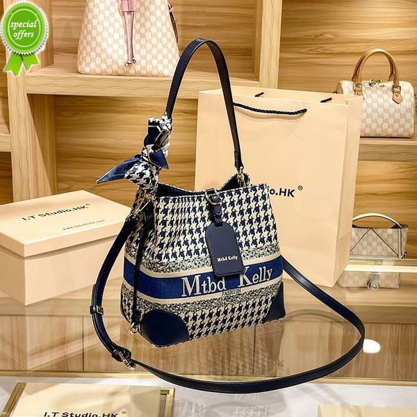 50% factory online export designer travel bag handbag hong leather women's fashion high sense one shoulder msenger 2022 new
50% factory online export designer travel bag handbag hong leather women's fashion high sense one shoulder msenger 2022 new