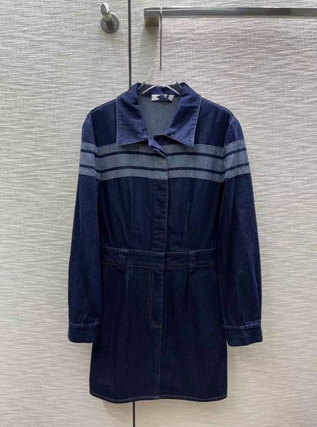 milan runway dresses 2022 new autumn lapel neck long sleeve women's designer dress brand same style sundress 0827-12, Black
milan runway dresses 2022 new autumn lapel neck long sleeve women's designer dress brand same style sundress 0827-12, Black