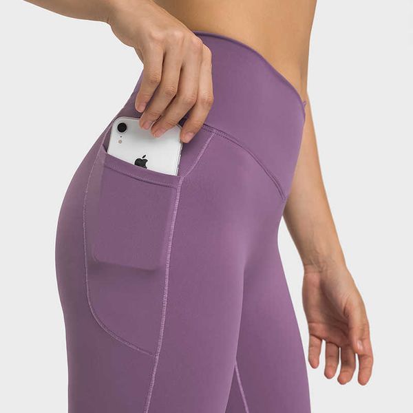lu-20 yoga pants europe and the united states new cross waist sports tights women's double side bags no t line high elastic hip cropped, Black
lu-20 yoga pants europe and the united states new cross waist sports tights women's double side bags no t line high elastic hip cropped, Black