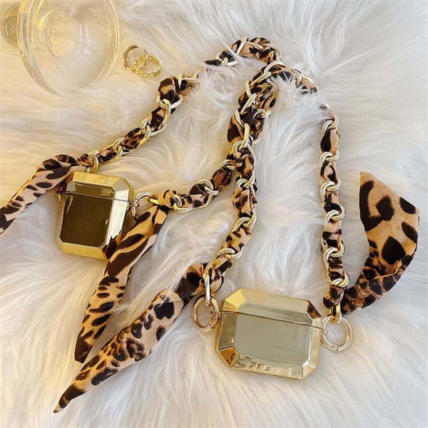 fashion rhombus electroplating gold earphone cases for apple airpods 1 2 pro protective cover luxury cute charging box for air pods 2 with l
fashion rhombus electroplating gold earphone cases for apple airpods 1 2 pro protective cover luxury cute charging box for air pods 2 with l