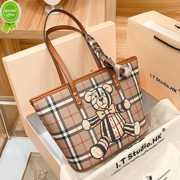50% factory online export designer travel bag handbag hong purchasing leather fashion bear women's large capacity 2022 new summer grid
50% factory online export designer travel bag handbag hong purchasing leather fashion bear women's large capacity 2022 new summer grid