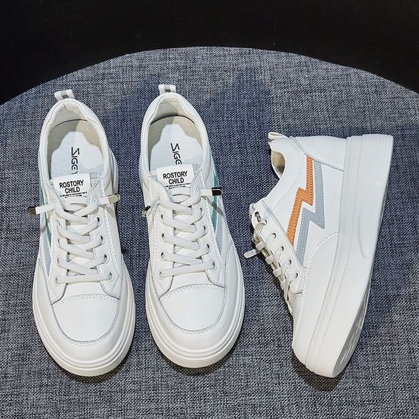 2022 rsmall white shoes with inner leather heightening casual sports running forrest gump women size 35-40, Black
2022 rsmall white shoes with inner leather heightening casual sports running forrest gump women size 35-40, Black
