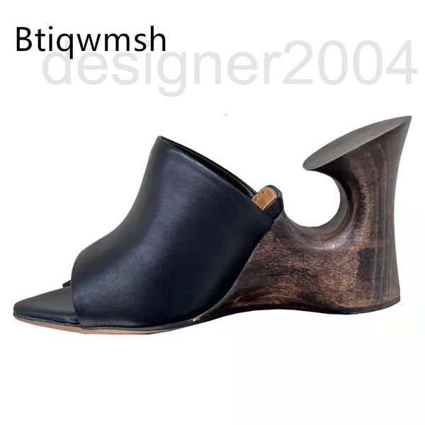 sandals designer wooden wedges sandals womanopen toe black snake skin strange high heeled shoes lady fashion mules slippers jk2e
sandals designer wooden wedges sandals womanopen toe black snake skin strange high heeled shoes lady fashion mules slippers jk2e