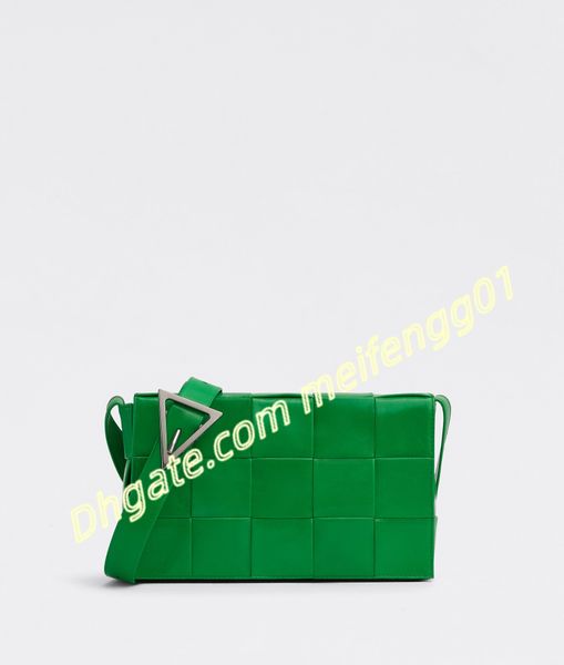 luxury designers shoulder bags messenger bags handbags fashionable style women's boutique bag exquisite color matching good
luxury designers shoulder bags messenger bags handbags fashionable style women's boutique bag exquisite color matching good