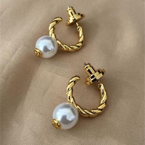 charm luxurytreasury goldplated metal pearl earrings jewelry asion womanaccessorywholesale 220816, Golden
charm luxurytreasury goldplated metal pearl earrings jewelry asion womanaccessorywholesale 220816, Golden