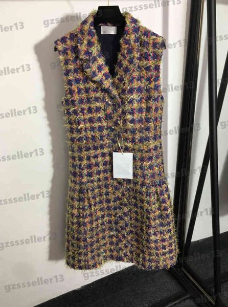 luxury designer dress brand women clothing chn colorful wool fringe plaid logo jacket dress tweed slim fit collar sleeveless tank dresses 09, Black;gray
luxury designer dress brand women clothing chn colorful wool fringe plaid logo jacket dress tweed slim fit collar sleeveless tank dresses 09, Black;gray