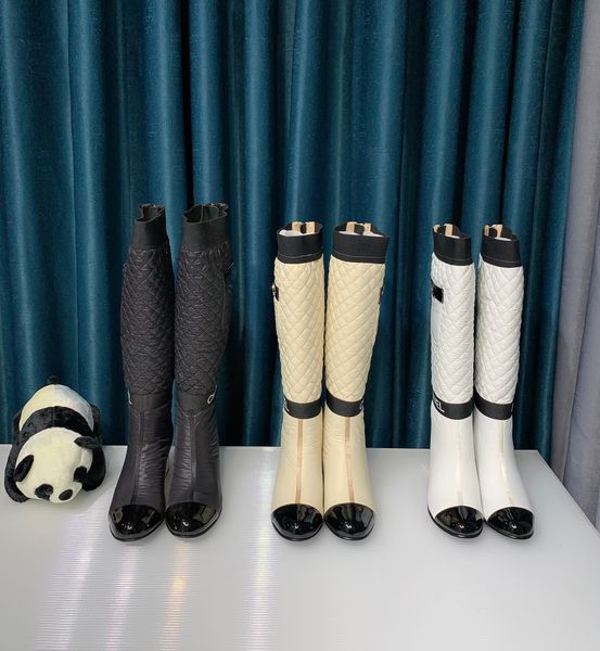 10a 2022 autumn and winter zipper boots rhombus lace-up short boots small fragrant leather thick bottom belt box 011, Black
10a 2022 autumn and winter zipper boots rhombus lace-up short boots small fragrant leather thick bottom belt box 011, Black