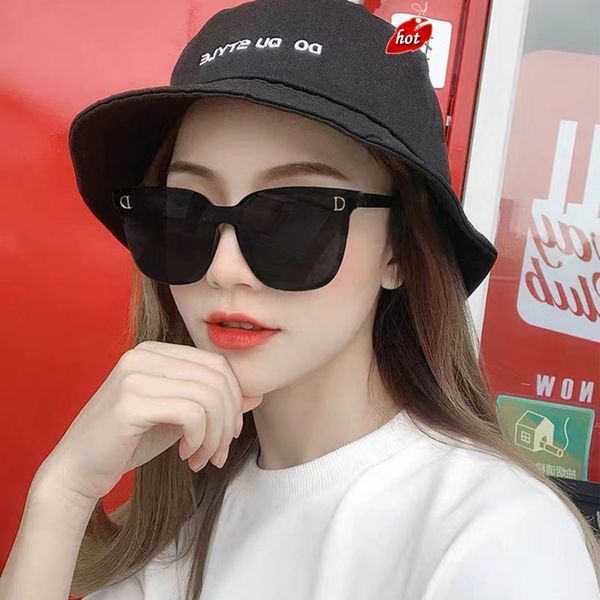 designer sunglasses men women fashion trendy brand factory online export 2022 new men's net red d women's cycling glass, White;black
designer sunglasses men women fashion trendy brand factory online export 2022 new men's net red d women's cycling glass, White;black