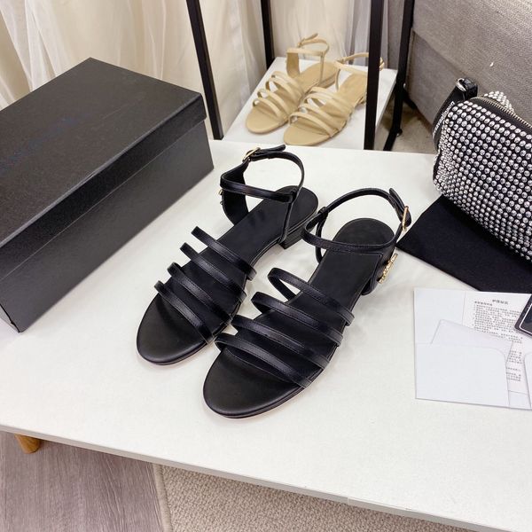 early autumn new chain low heel sandals designer's sense of luxury euro 34-40 us 3.5-9, Black
early autumn new chain low heel sandals designer's sense of luxury euro 34-40 us 3.5-9, Black