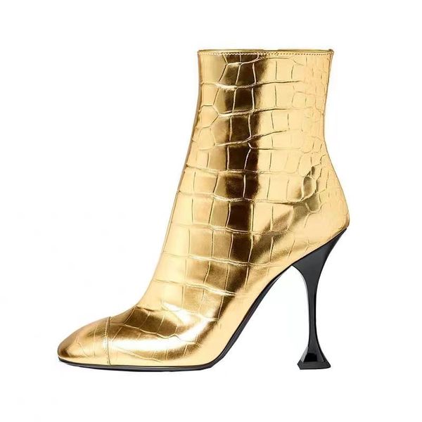 crocodile pattern gold high heel boots women's side zipper leather shiny banquet party luxury designer cup 9cmfashion boots, Black
crocodile pattern gold high heel boots women's side zipper leather shiny banquet party luxury designer cup 9cmfashion boots, Black