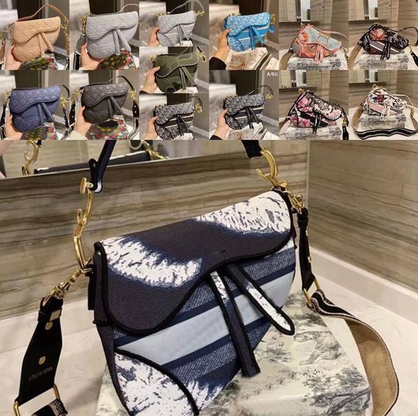 women's saddle totes designer bags embroidery handbag street trend hardware letter classic canvas screen printing messenger shoulder ba
women's saddle totes designer bags embroidery handbag street trend hardware letter classic canvas screen printing messenger shoulder ba