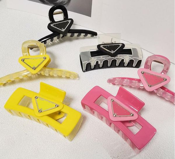 13cm colorblock letter clamps autumn winter large cross headwear women fast delivery, Slivery;golden
13cm colorblock letter clamps autumn winter large cross headwear women fast delivery, Slivery;golden