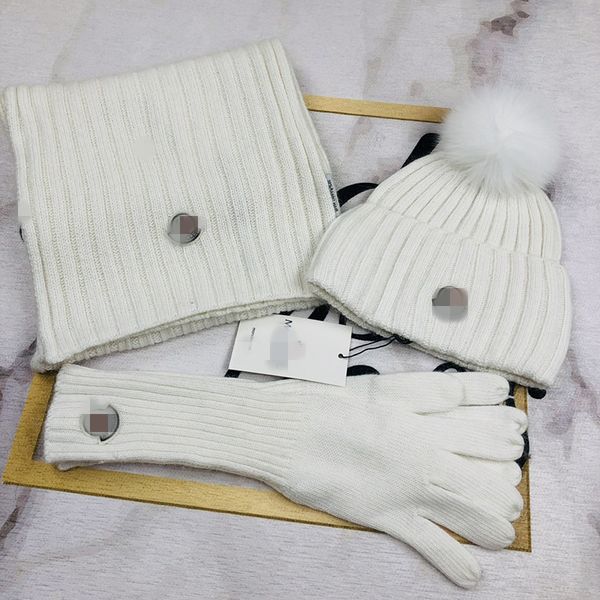 2022 new hats scarves gloves sets winter autumn men and women hat scarf set warm designer beanie scarfs fashion accessories with box gift 66, Blue;gray
2022 new hats scarves gloves sets winter autumn men and women hat scarf set warm designer beanie scarfs fashion accessories with box gift 66, Blue;gray