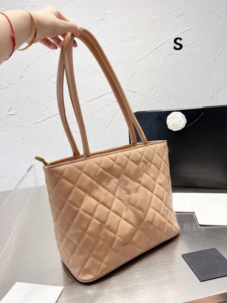 designers shoulder bag luxurious tote purse famous handbag message bags cluth classic genuine leather crossbody fashion 30cm
designers shoulder bag luxurious tote purse famous handbag message bags cluth classic genuine leather crossbody fashion 30cm