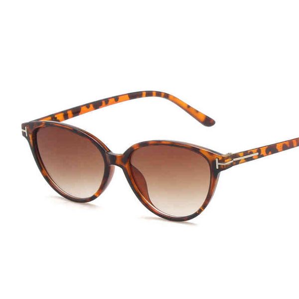 classic vintage cat eye sunglass woman brand digner plastic gradient mirror sun glass retro fashion oculos de sol, White;black
classic vintage cat eye sunglass woman brand digner plastic gradient mirror sun glass retro fashion oculos de sol, White;black