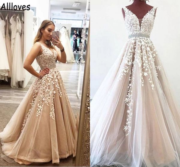plus size a line wedding dresses v neck lace appliqued sleeveless vintage bridal gowns tulle sweep train arabic aso ebi vestidos de novia cl, White
plus size a line wedding dresses v neck lace appliqued sleeveless vintage bridal gowns tulle sweep train arabic aso ebi vestidos de novia cl, White