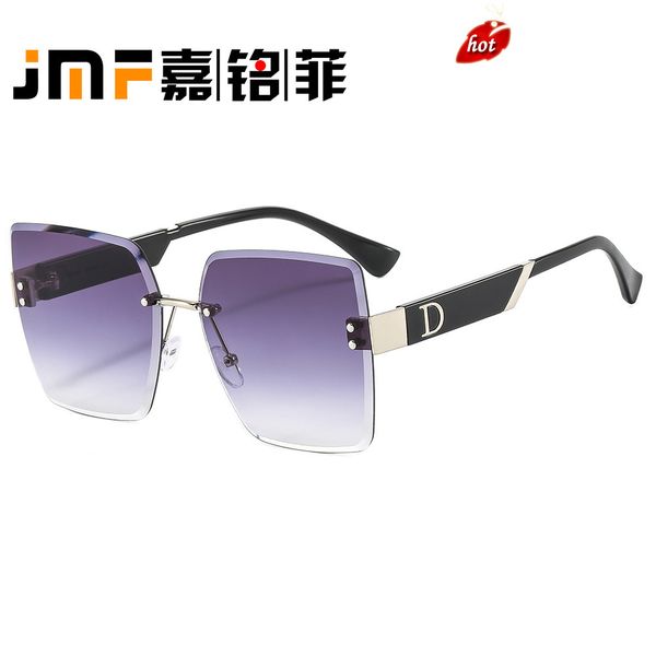 designer sunglasses men women fashion trendy brand factory online export 2022 d family women's cut edge personalized metal net red glas, White;black
designer sunglasses men women fashion trendy brand factory online export 2022 d family women's cut edge personalized metal net red glas, White;black