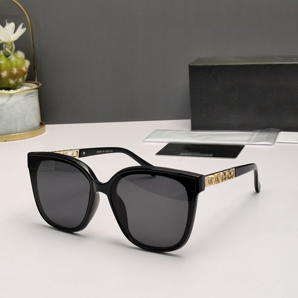 gold black/grey square sunglasses for women glasses shades occhiali da sole uv400 eyewear with box, White;black
gold black/grey square sunglasses for women glasses shades occhiali da sole uv400 eyewear with box, White;black