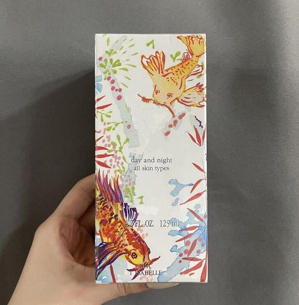 brand limited emulsion ecologique lotion ecological compound day and night all skin types 125ml, White
brand limited emulsion ecologique lotion ecological compound day and night all skin types 125ml, White