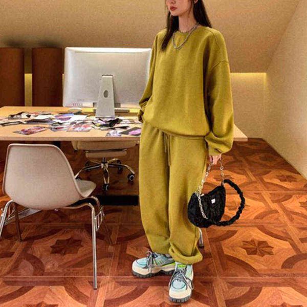 women's tracksuits winter oversized folds women's tracksuit loose solid high waist jogger female suit 2021 new casual sport ladies, Gray
women's tracksuits winter oversized folds women's tracksuit loose solid high waist jogger female suit 2021 new casual sport ladies, Gray