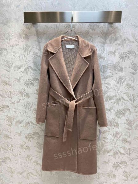 womens reversible trench coat fashion brand classic logo print wool coat striped letters luxury elegant high-end lapel long jackets designer, Tan;black
womens reversible trench coat fashion brand classic logo print wool coat striped letters luxury elegant high-end lapel long jackets designer, Tan;black