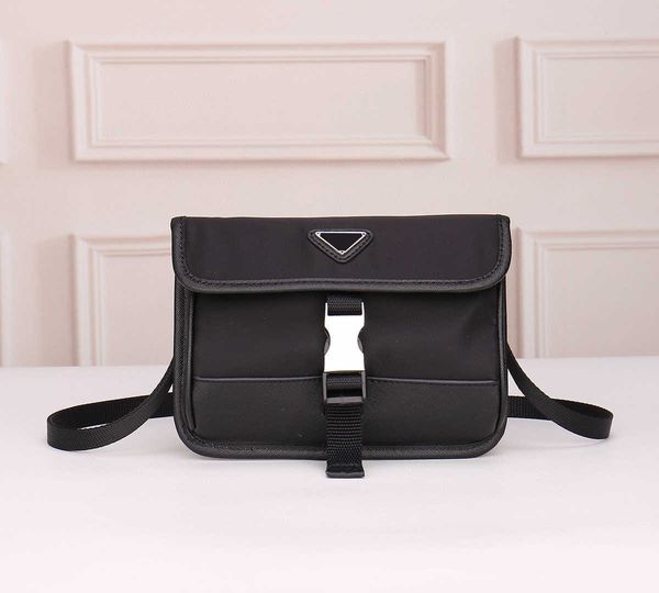 men women genuine leather shoulder bags nylon handbags clutch luxury designer wallet women fashion crossbody waist bag famous
men women genuine leather shoulder bags nylon handbags clutch luxury designer wallet women fashion crossbody waist bag famous